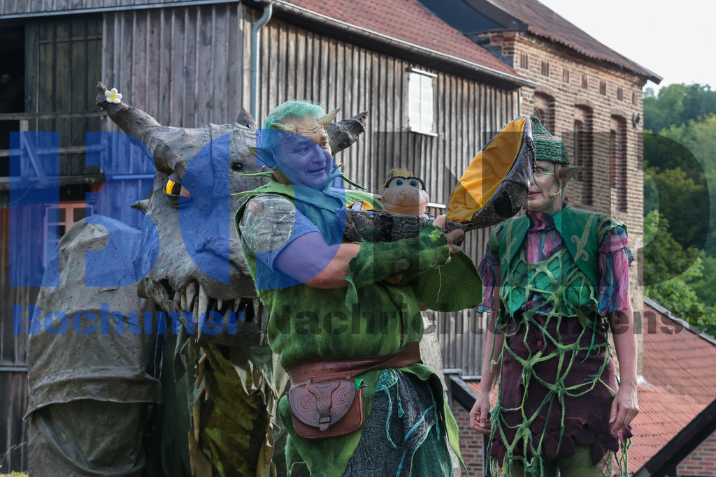 SES_MKRLHE20250705-77 | bond - Realisiert mit Pictrs.com