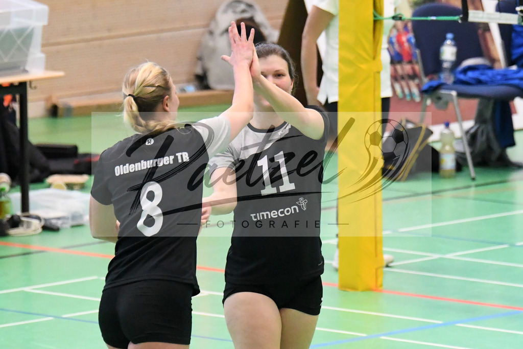 20200202_VCOOTB_0093 | Volleyball, Frauen:   waehrend des Spiels der Regionalliga NordWest zwischen VC Osnabrueck und Oldenburger TB in der Schlosswall-Halle am 02.02.2020 in Osnabrueck, Deutschland. - Realisiert mit Pictrs.com