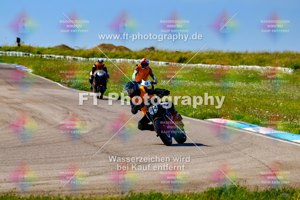 084-3866 | Hier findet Ihr Bilder von Touristenfahrten auf der Nürburgring Nordschleife oder von anderen Veranstaltungen die ich besucht habe. Viel Spass beim Durch Schauen 