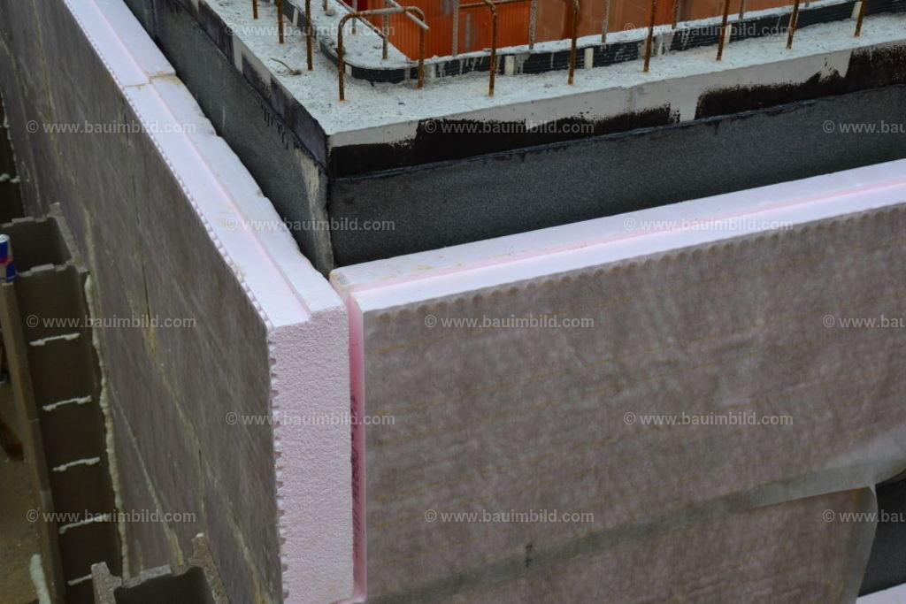 bib-lg05-abdichtungen-0033 | Nach LV-Leistungsgruppen sortierte Detailfotos über den Bau eines Hauses. Alle Hausbau-Bilder direkt vom Urheber und Autor der Website Haus-Selber-Bauen.com