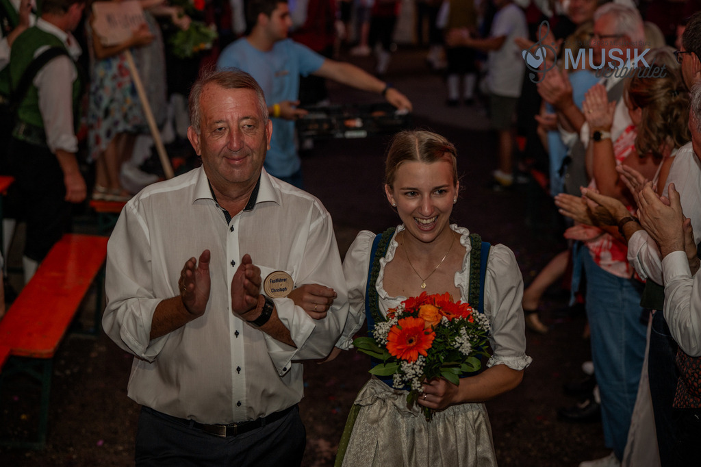 DSC_6111 | "Fussifoto.com – Ihr Ansprechpartner für hochwertige Fotografie! Entdecken Sie kreative Bilder und professionelle Dienstleistungen. Kontaktieren Sie uns für Ihre Projekte!"