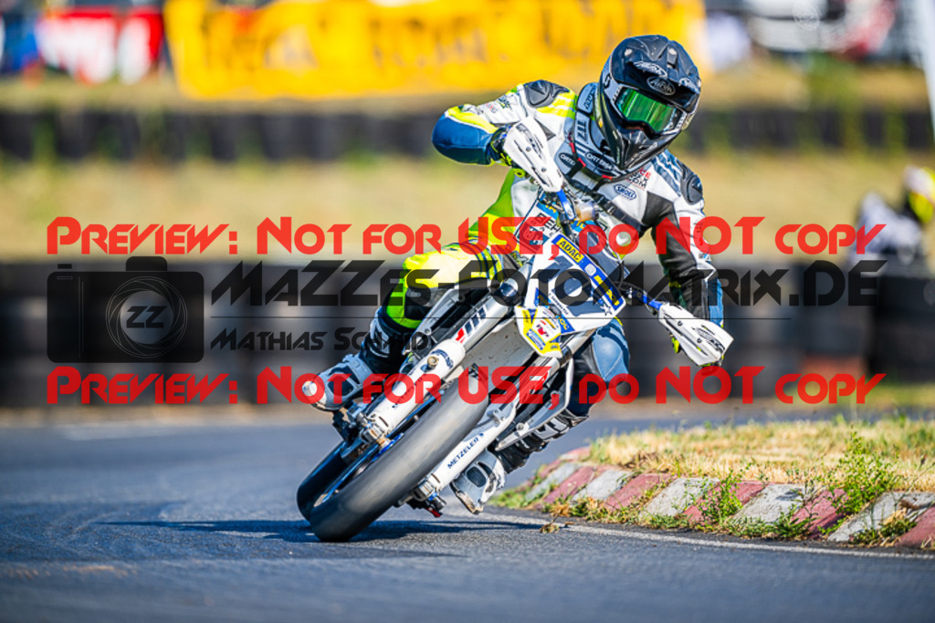 MaZZes_FotoMatrix_220529_5263 | Fotograf Mathias Schmid
Sportfotograf,
Eventfotograf,
Hochzeitsfotograf,
Portraitfotograf