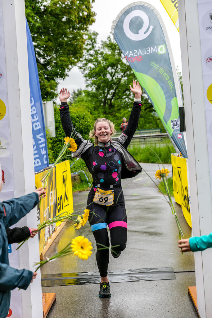 353_2025-05-25_Erwachsene | kc-photography - Realisiert mit Pictrs.com