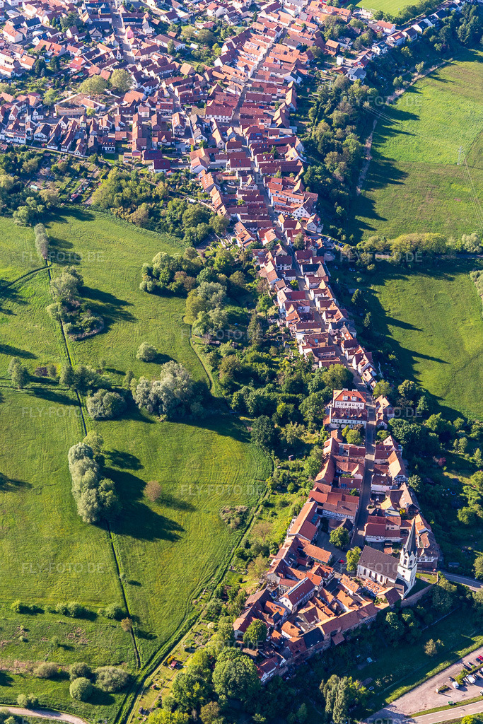 Luftbild: Ludwigstr in Jockgrim im Bundesland Rheinland-Pfalz in Deutschland. Foto: IMG_126733.jpg vom 28.05.2021 durch Werner Riehm/FLY-FOTO.de