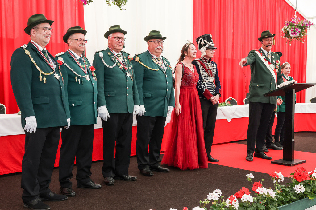 top-top.de 240531-031 | Foto, Video, Fotografie, Videografie, Fotobox, DJ, Discjockey, Musik, Musikbox, Veranstaltung, Photobooth, Amazon, Ebay, Buchtipp, Bestseller, Autor, Verlag, Buch, Wesel, Hamminkeln, NRW, Dinslaken, Rees, Drohne, Hochzeit, Party, Fotobox, Wesel, Fotograf