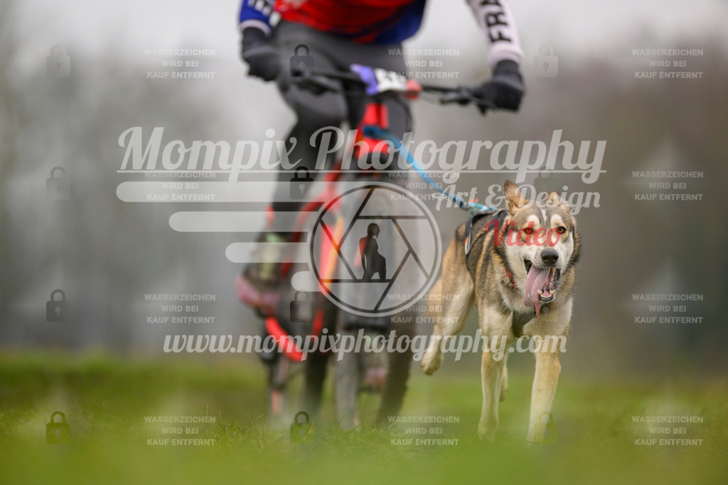 MompixPhotography_CDF2023_FFST_Di_Bike1-77 | PayLife