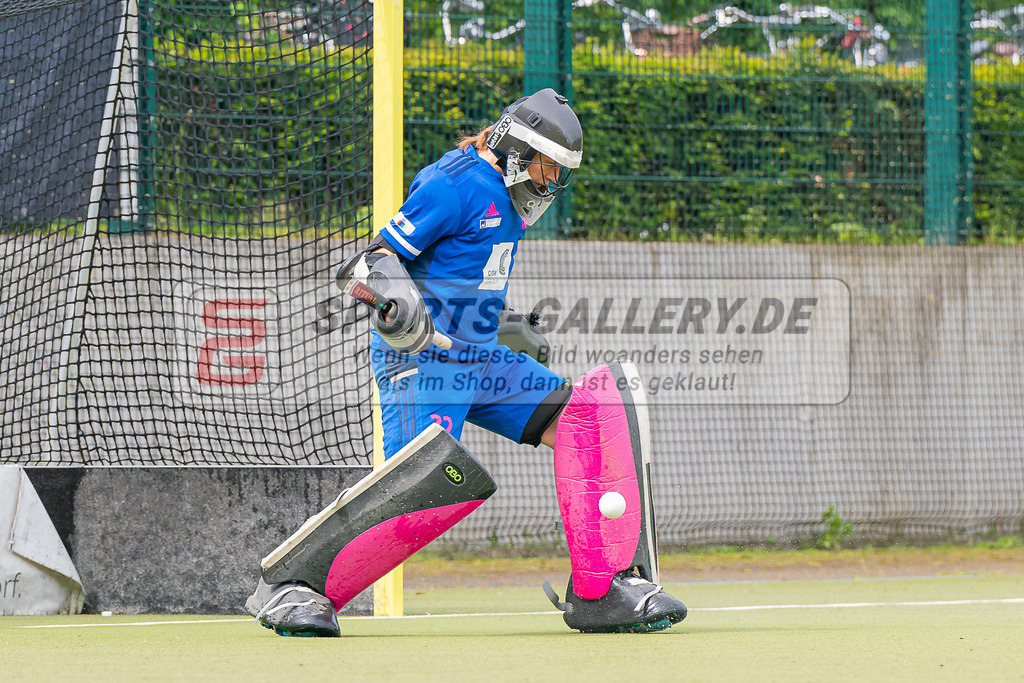 HK_20230520_902231 | 1. Bundesliga Damen Düsseldorfer HC - UHC Hamburg am 20.5.2023 DHC Düsseldorf, Düsseldorf , Kristina Joana Reynolds Torfrau ( Düsseldorfer HC #32 )