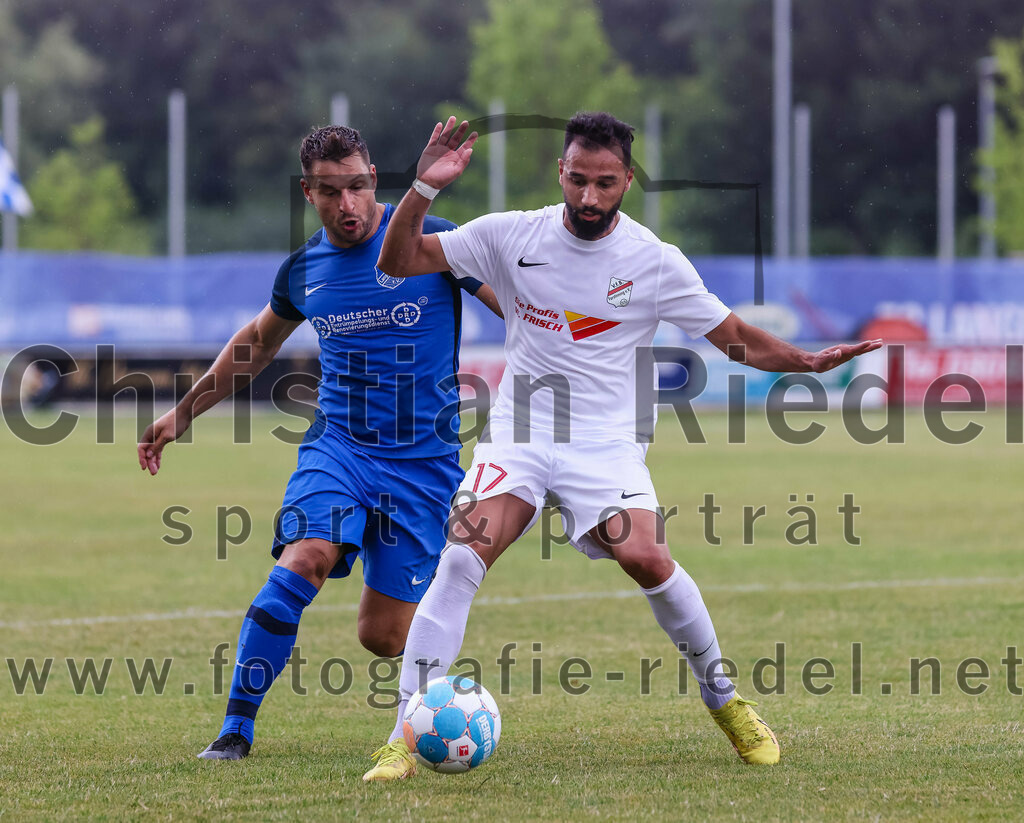 2023-06-30_048_FC_Langengeisling_gegen_VfB_Forstinning | Erding, Deutschland, 30.06.2023:
Fußball, Bezirksliga Oberbayern Ost 2023 / 2024, Testspiel, FC Langengeisling gegen VfB Forstinning, Endergebnis: 3:0

Andreas Buchberger (FC Langengeisling, #6), Mohamed Al Hosaini (VfB Forstinning, #17)

Foto: Christian Riedel / fotografie-riedel.net