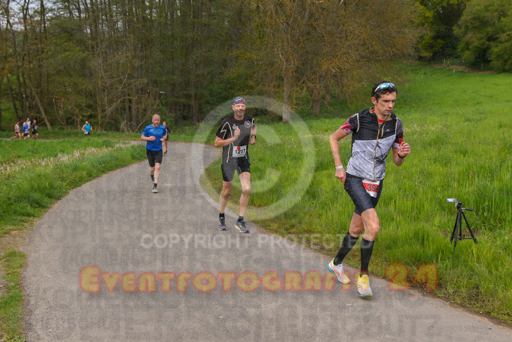 220501_1010_EV8_9703 | Sportfotografie im Rhein-Sieg Kreis, Köln, Bonn, NRW, Rheinland Pfalz, Hessen, etc. Unser Tätigkeitsfeld umfasst den Laufsport vom Volkslauf über den Marathon, Duathlon, Triathon bis zum Ultralauf wie Kölnpfad Ultra oder Schindertrail.
