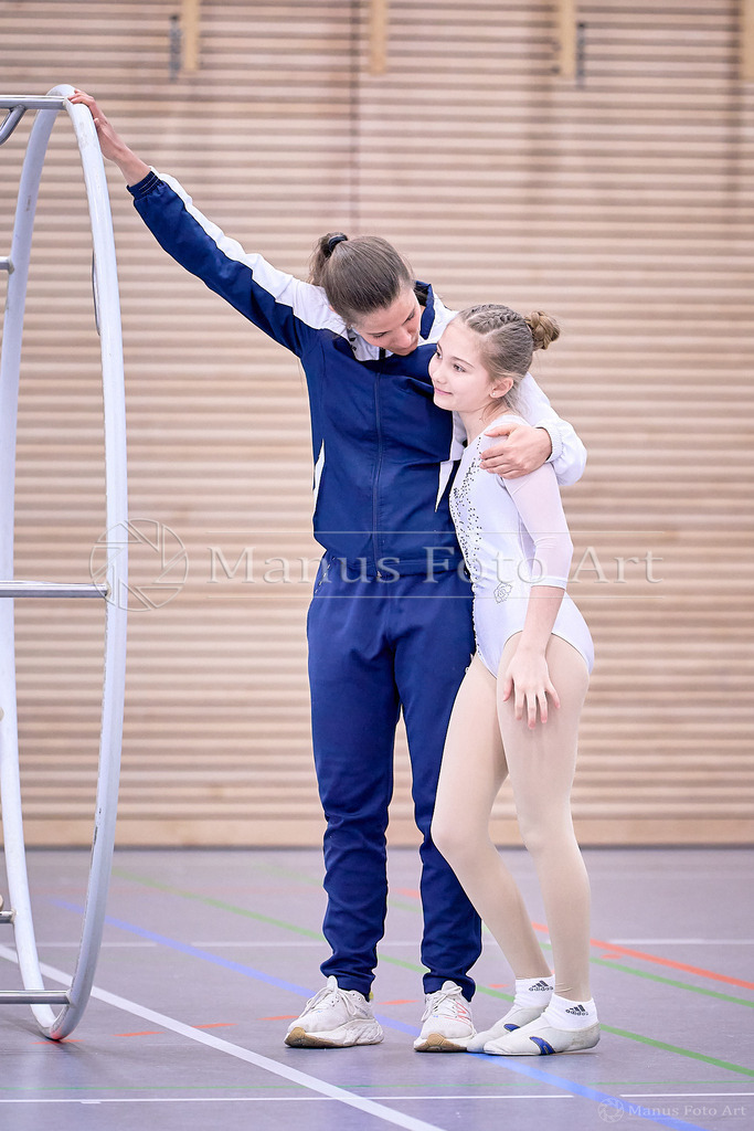 B-DSC07023 | Professionelle Sportfotografie in Hamburg, Schleswig-Holstein und Niedersachsen – spezialisiert auf Rhönrad, Geräteturnen, Leistungsturnen und rhythmische Sportgymnastik. Bundesweite Begleitung von Rhönrad-Events. Jetzt Sport-Fotos - Realisiert mit Pictrs.com