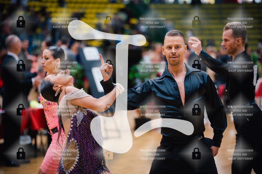 Hessen Tanzt WDSF International Open Latin 46th (14) Moritz Appl _ Laura Nadine Melahn (TSC Astoria Stuttgart)-2025-05-18-3253 | Webshop for digital downloads and prints of dance sport, event & show photographer Julian Link - Realisiert mit Pictrs.com