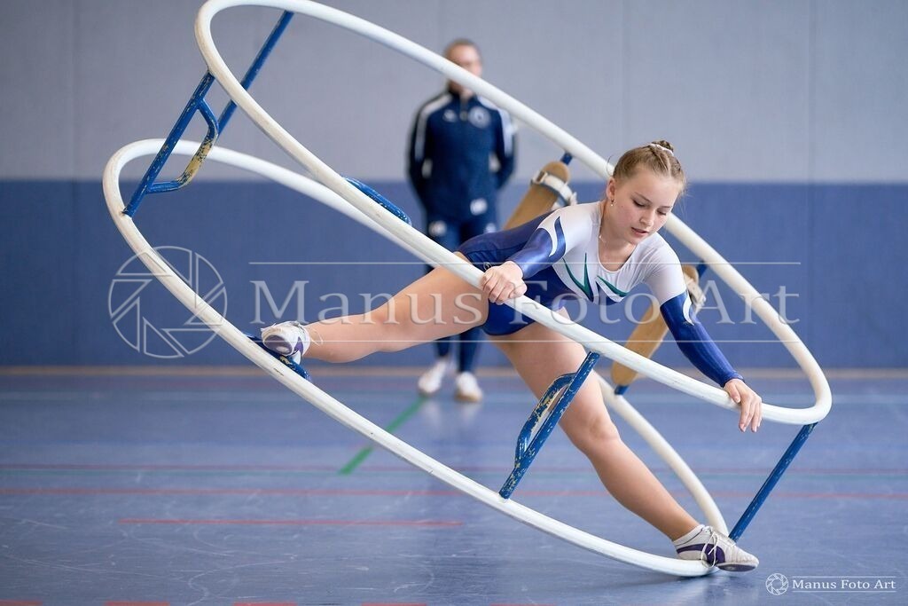 2024-06-21-B-DSC00829 | Professionelle Sportfotografie in Hamburg, Schleswig-Holstein und Niedersachsen – spezialisiert auf Rhönrad, Geräteturnen, Leistungsturnen und rhythmische Sportgymnastik. Bundesweite Begleitung von Rhönrad-Events. Jetzt Sport-Fotos - Realisiert mit Pictrs.com