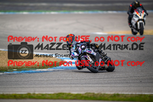 MaZZes_Fotomatrix_20240316_6007705_7467 | Fotograf Mathias Schmid
Sportfotograf,
Eventfotograf,
Hochzeitsfotograf,
Portraitfotograf