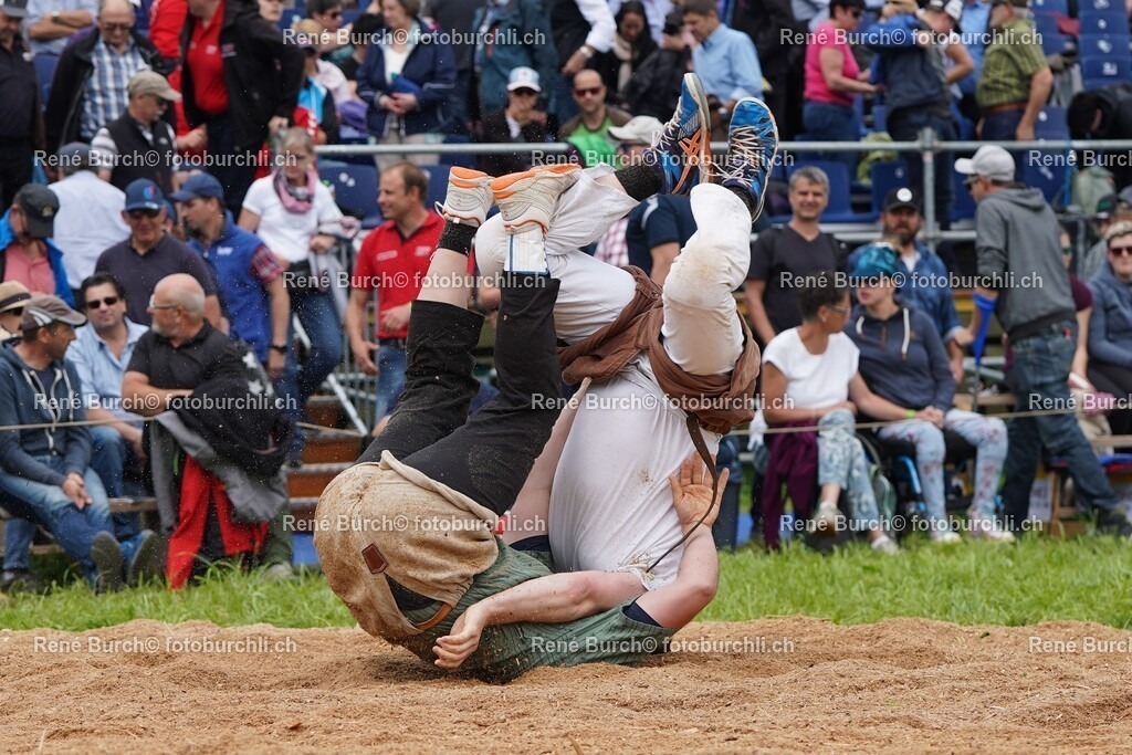 45 | René Burch leidenschaftlicher Fotograf aus Kerns in Obwalden.  Hier finden sie Sport, Landschaft und Natur Fotografie.
 - Realisiert mit Pictrs.com