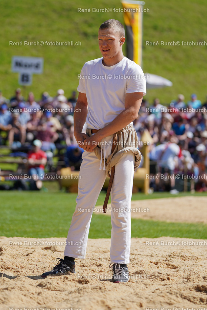 20220515-DSC06731-2 | René Burch leidenschaftlicher Fotograf aus Kerns in Obwalden.  Hier finden sie Sport, Landschaft und Natur Fotografie.
 - Realisiert mit Pictrs.com