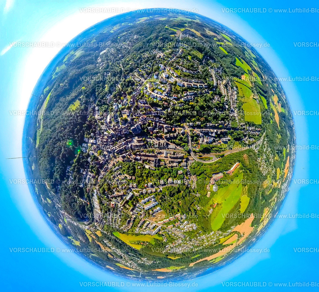 Velbert240890710Langenberg | Luftbild, Wohngebiet Ortsansicht Mitte und Waldgebiet, Bahnhof, Erdkugel, Fisheye Aufnahme, Fischaugen Aufnahme, 360 Grad Aufnahme, tiny world, little planet, fisheye Bild, Langenberg, Velbert, Ruhrgebiet, Nordrhein-Westfalen, Deutschland