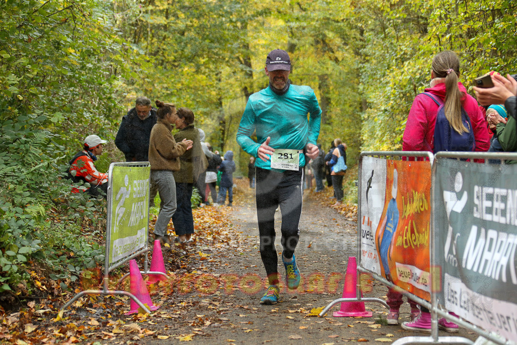 251026_1317_EX1_3106 | Sportfotografie im Rhein-Sieg Kreis, Köln, Bonn, NRW, Rheinland Pfalz, Hessen, etc. Unser Tätigkeitsfeld umfasst den Laufsport vom Volkslauf über den Marathon, Duathlon, Triathon bis zum Ultralauf wie Kölnpfad Ultra oder Schindertrail.