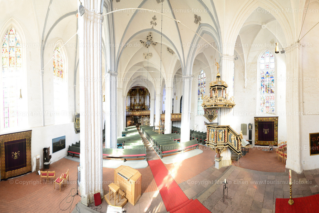 Stade Wilhadi Kirche_Panorama1 | Fotos aus den Touristenorten aus Norddeutschland. - Realisiert mit Pictrs.com