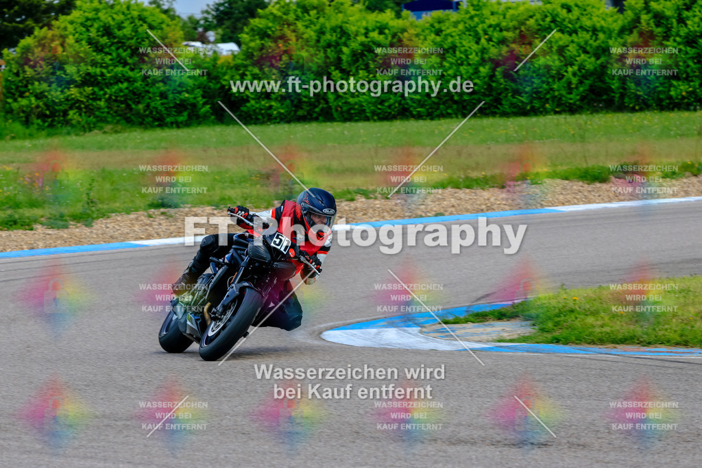 MotoTeam-9127 | Hier findet Ihr Bilder von Touristenfahrten auf der Nürburgring Nordschleife oder von anderen Veranstaltungen die ich besucht habe. Viel Spass beim Durch Schauen 