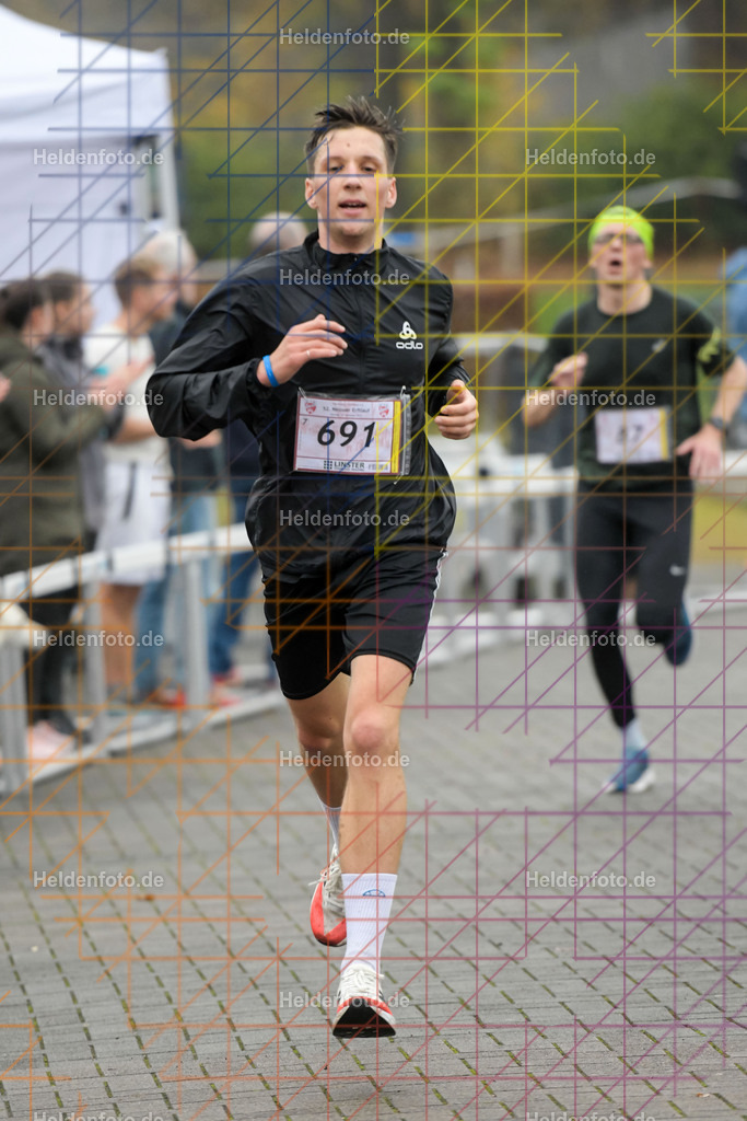 Neusser Erftlauf 2025  | 15km Neusser Erftlauf 2025 Foto: Heldenfoto.de