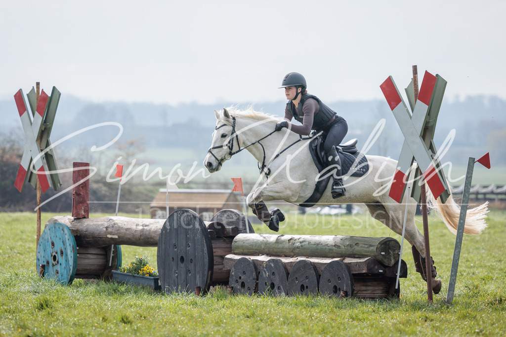 20260329-_3LI3734 | Tierfotografie Pferde, Hunde, Katzen, Haustiere.
Turnierfotografie Reitturniere, Reiten, Springreiten, Dressur in Hanau, dem Main-Kinzig-Kreis und dem Rhein-Main- Gebiet um Frankfurt
