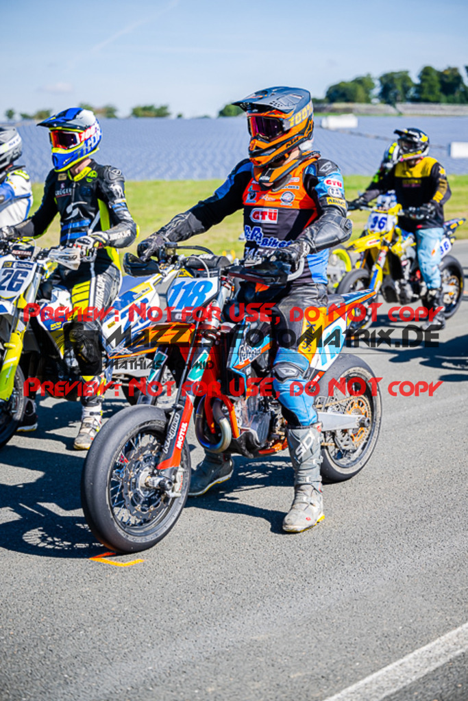 MaZZes_FotoMatrix_220904_3813 | S3