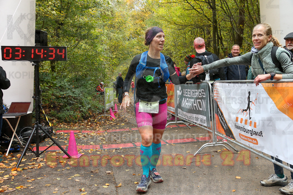 251026_1316_EX1_3037 | Sportfotografie im Rhein-Sieg Kreis, Köln, Bonn, NRW, Rheinland Pfalz, Hessen, etc. Unser Tätigkeitsfeld umfasst den Laufsport vom Volkslauf über den Marathon, Duathlon, Triathon bis zum Ultralauf wie Kölnpfad Ultra oder Schindertrail.