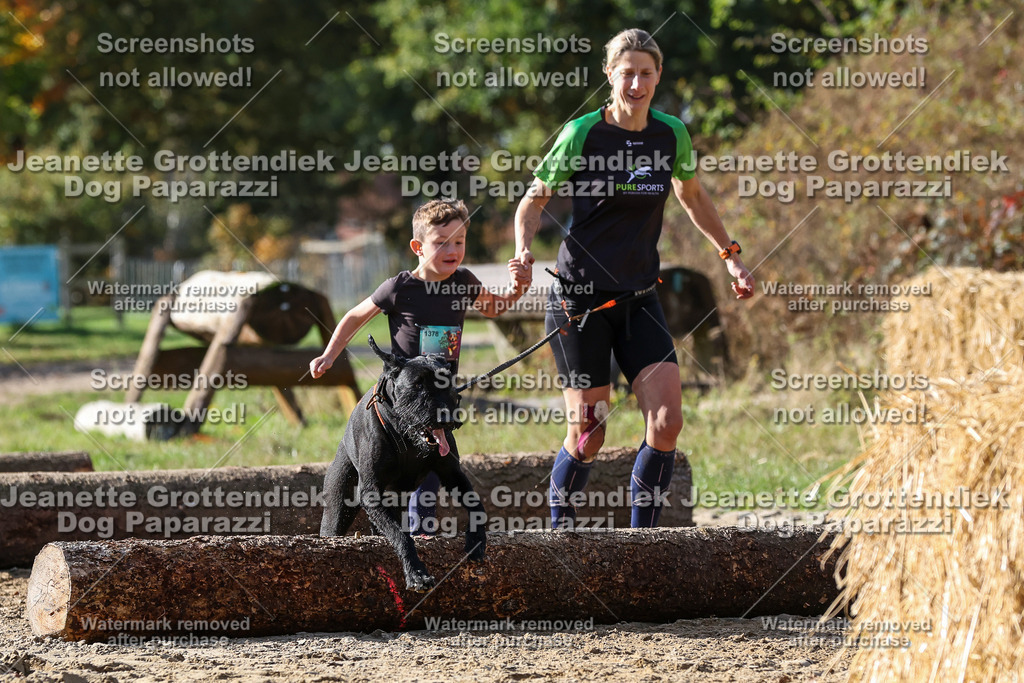 Dog Paparazzi - Strongdog 10-25-4893 | Dog Paparazzi Jeanette Grottendiek Fotografie & Videografie - Realisiert mit Pictrs.com