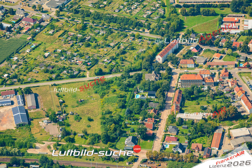 Luftbild Osterburg - Die Luftaufnahme wurde 2025 vom UL-Flugzeug heraus erstellt ( keine Drohne ) - Hochauflösende Luftaufnahme - für professionelle Ausdrucke geeignet. Die Geschenkidee !Hier alle&nbsp;Infos zur Lizenzierung der LuftaufnahmeWir fliegen auch dieses Jahr wieder in Ihre Region um Luftbilder zu erstellen.- Luftbild anfragen