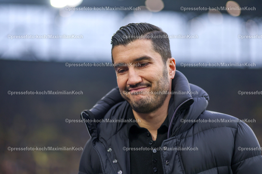 BVB23112401010 | 23.11.2024, Borussia Dortmund - SC Freiburg, 1. Fußball Bundesliga, 11. Spieltag, Signal Iduna Park, Saison 2024 2025: Trainer Nuri Sahin (Cheftrainer BVB)DFB regulations prohibit any use of photographs as image sequences and or quasi-video.