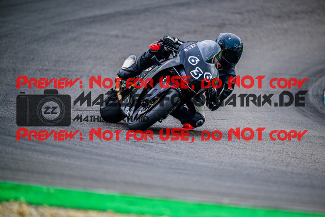 MaZZes_FotoMatrix_240614_6007705_5333 | WEISS