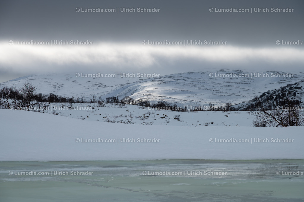 10047-10109 - Winterimpressionen in Norwegen | Stockfoto und Bilderpool mit Bildmaterial aus Deutschland, dem Harz, Halberstadt, Quedlinburg, Wernigerode und weltweit. Qualitativ hochwertige und professionelle Fotos anschauen und kaufen. - Realisiert mit Pictrs.com