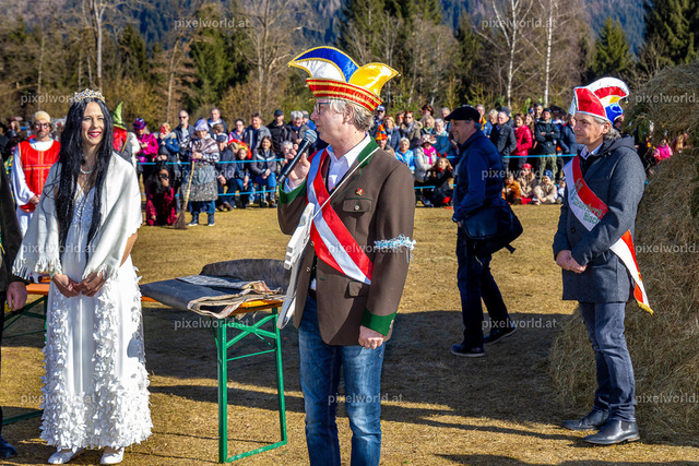 Bärentreiben in Steuerberg | Bildershop von pixelworld.at - Realisiert mit Pictrs.com