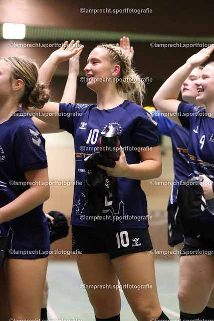 Handball I Juniorinnen I Saison 2026-2027 I Oberliga Schleswig-Holstein I 3. Spieltag I HSG Kalkberg 06 - TSV Bargteheide 050 | Lennya Putzig (10, HSG Kalkberg 06) - Realisiert mit Pictrs.com