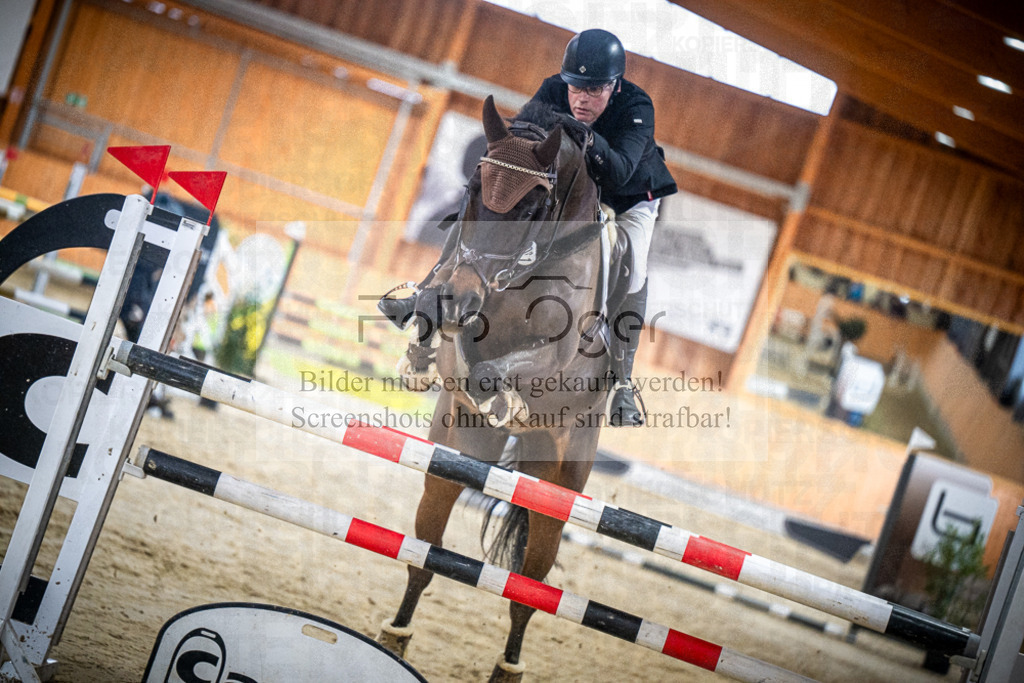 DOS_0402 | Entdecke hochwertige Reitturnierfotos von Foto Oger. Professionell, emotional und authentisch – jetzt Lieblingsmomente im Shop bestellen.Deutschlandweite Turnierfotografie. - Realisiert mit Pictrs.com