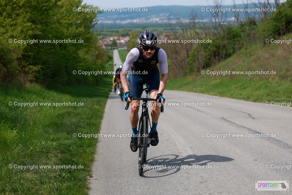 067_AR6_0004 | Neusiedlersee Radmarathon 2026@sportshot_your_pictrs #yourpictures#roadtowm2029 #nrm #neusiedlerseeradmarathon #neusiedlersee #neusiedlerseetourismus #burgenland #mörbisch #nrm26 #burgenlandtourismus #voglundco #poweredbyburgenlandtourismus #radsport #rad #marathon #ucigranfondo #visitburgenland #ucigranfondoworldseries