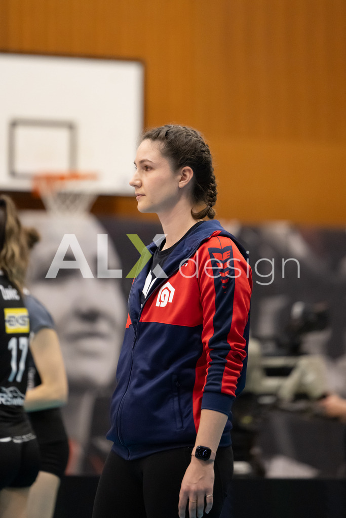 Volleyball I Frauen I Saison 2025-2026 I Volleyball NLA | Women I  Playoffs Finals 1/5 I viteos NUC - VC Kanti Schaffhausen I 06.04.2026 | 18 Martina Koch (CH) (VC Kanti Schaffhausen) – Mitte - Realisiert mit Pictrs.com