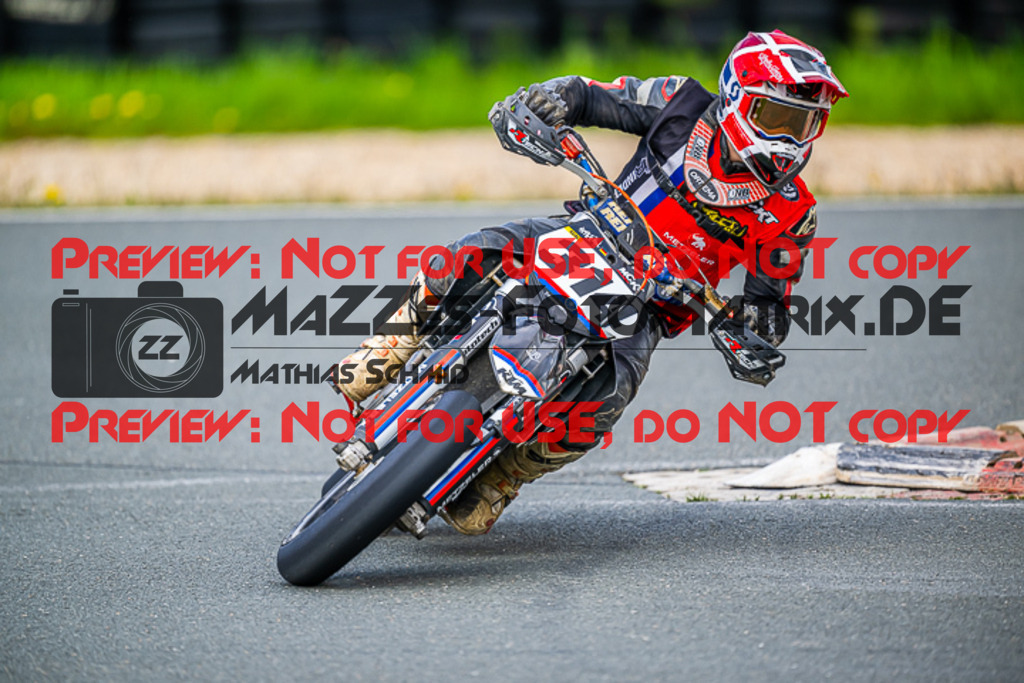 MaZZes_FotoMatrix_230506_9627 | S4