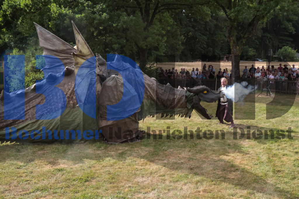 SES_MKRLHE20250705-36 | bond - Realisiert mit Pictrs.com