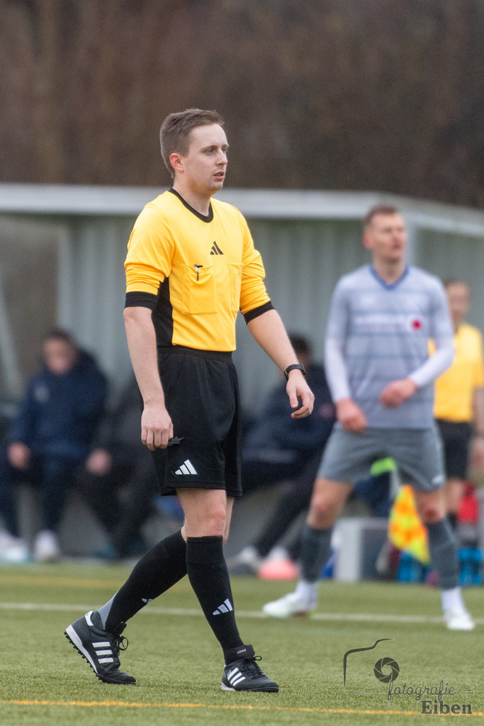 FC Rastede-Harpstedter TB | FC Rastede (grau)-Harpstedter TB (blau) am 22.02.2026 in Rastede (Sportanlage Köttersweg), Photo: Philip Eiben 2026 - Realisiert mit Pictrs.com
