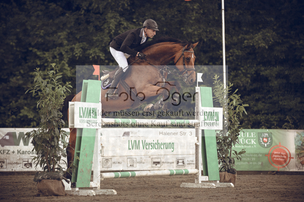 20240530-DOS_3146 | Entdecke hochwertige Reitturnierfotos von Foto Oger. Professionell, emotional und authentisch – jetzt Lieblingsmomente im Shop bestellen.Deutschlandweite Turnierfotografie. - Realized with Pictrs.com