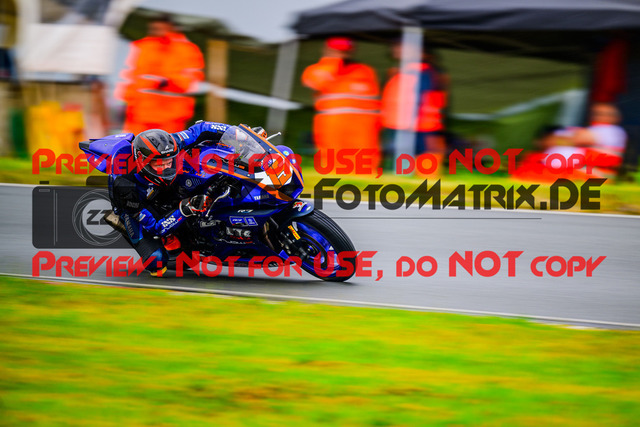 MaZZes_FotoMatrix_240727_6007705_8350 | R7