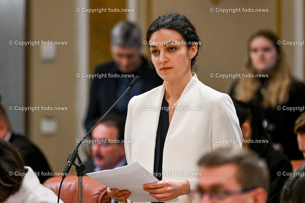 Landhaus Linz_ Promenade_ Landtagssitzung_ 25.01.2024-42 | 25.01.2024, Landhaus Linz AUT, Promenade, Landtagssitzung, im Bild Ines Vukajlovic  (Die Gruenen, LAbg.)