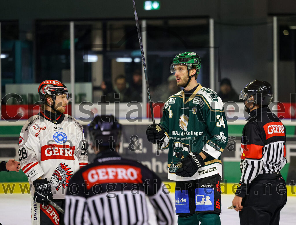2026-02-08_010_TSV_Erding_gegen_ECDC_Memmingen_Indians | Erding, Deutschland, 08.02.2026:Eishockey, Oberliga Süd 2025 / 2026, 45. Spieltag, TSV Erding gegen ECDC Memmingen Indians, Endergebnis: Foto: Christian Riedel / fotografie-riedel.net