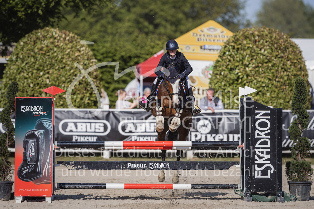 230518_MayDays_Stil-A2-438 | Deine schönsten Turniermomente als professionelle Fotos! Entdecke hochwertige Pferdesport-Fotografie im Online-Shop. Jetzt Fotos finden & bestellen!