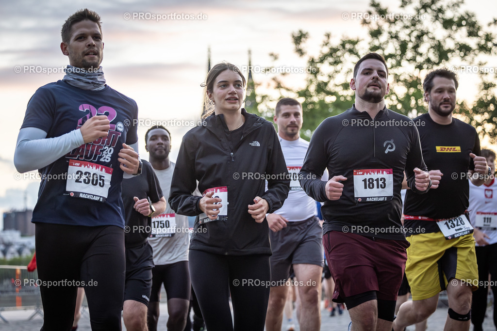 22. ASV Nachtlauf; Koeln, 28.05.25 | Impressionen vom 22. ASV Nachtlauf am 28.05.25 am Tanzbrunnen in Koeln. Foto: BEAUTIFUL SPORTS/Leah Kohring