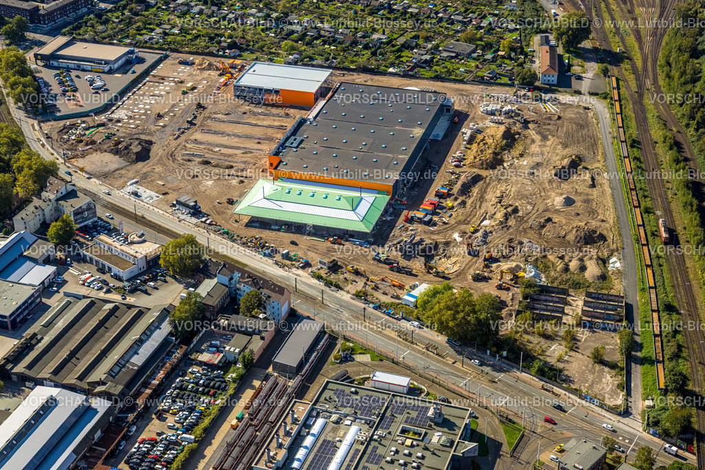 Duisburg241003304 | Luftbild, Baustelle mit Neubau der Gesamtschule auf dem ehemaligen Gelände der Didier-Werke, Wanheimerort, Duisburg, Ruhrgebiet, Nordrhein-Westfalen, Deutschland