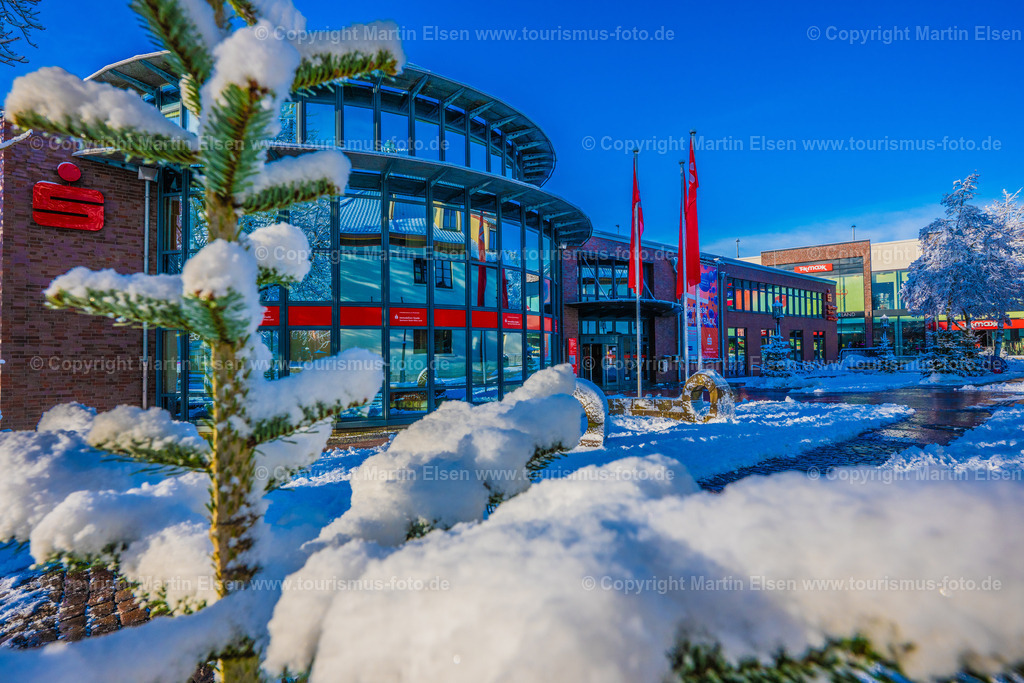 Stade Sparkasse Altstadt Winter Schnee_ELS_2230030126 | Fotos aus den Touristenorten aus Norddeutschland. - Realisiert mit Pictrs.com