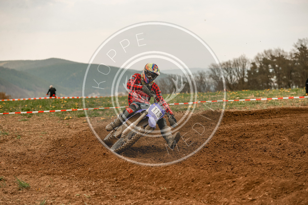 4TaktLauf2-240 | koppe-media - Realisiert mit Pictrs.com