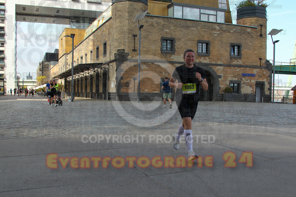 250920_1501_EV4_7901 | Sportfotografie im Rhein-Sieg Kreis, Köln, Bonn, NRW, Rheinland Pfalz, Hessen, etc. Unser Tätigkeitsfeld umfasst den Laufsport vom Volkslauf über den Marathon, Duathlon, Triathon bis zum Ultralauf wie Kölnpfad Ultra oder Schindertrail.